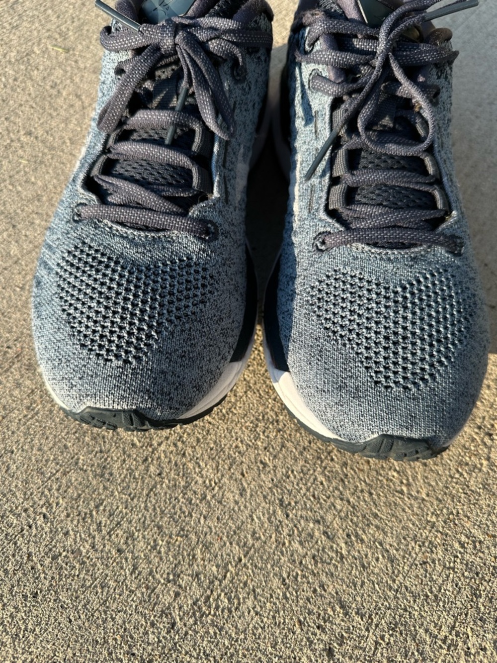 Mizuno Women’s Running Shoes Size 10 Gray/Purple Athletic Sneakers - Picture 7 of 11
